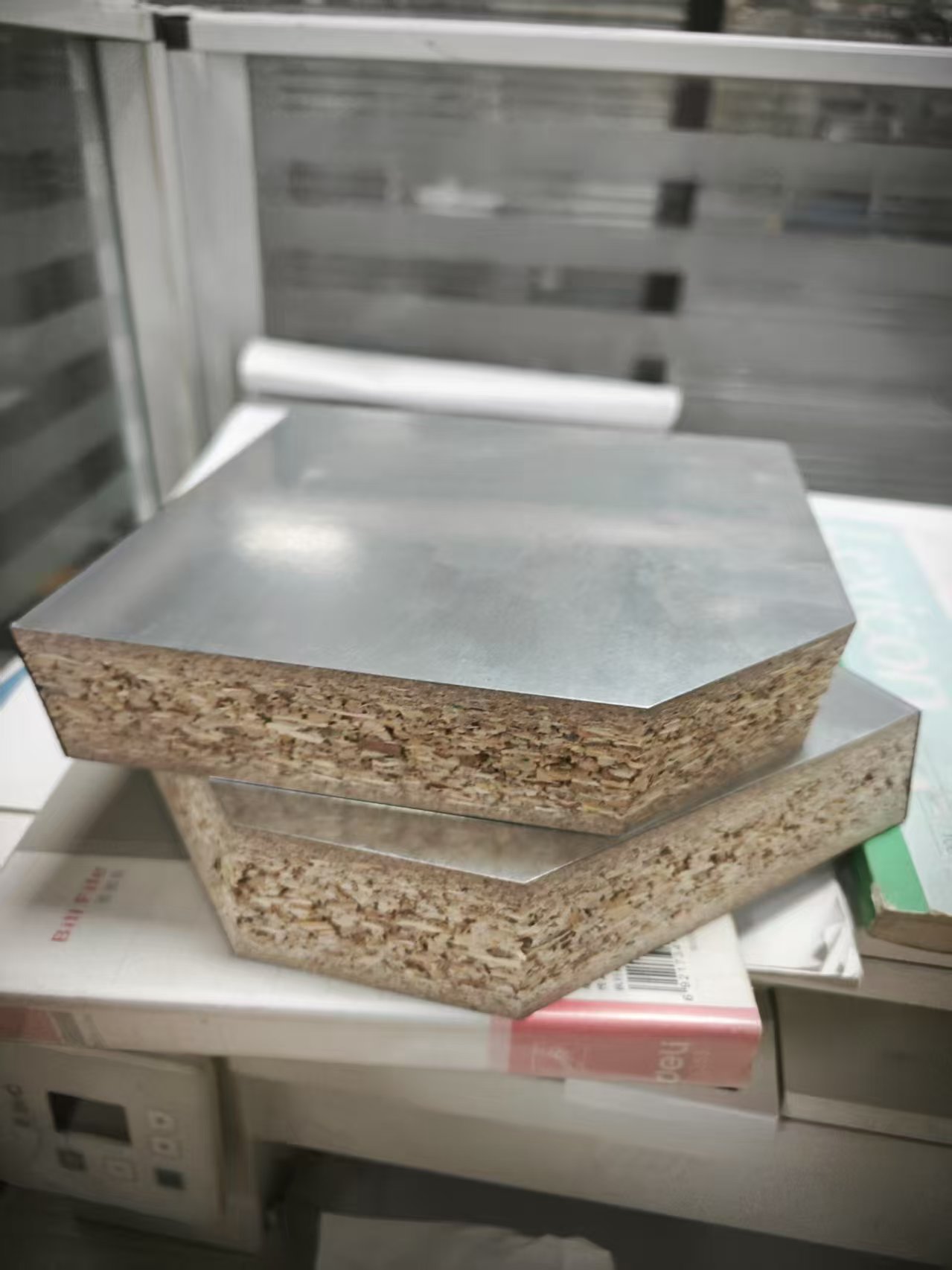 Top 10 Wood-Based Antistatic Floor Options for Safer, Stylish Workspaces