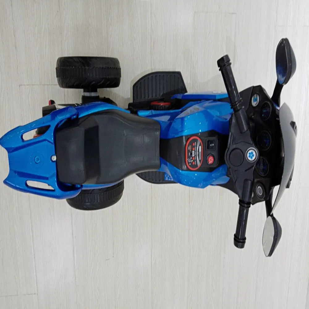 Battery Operated Toys Children Car Kids Electric Car Ride on Car Cem-27